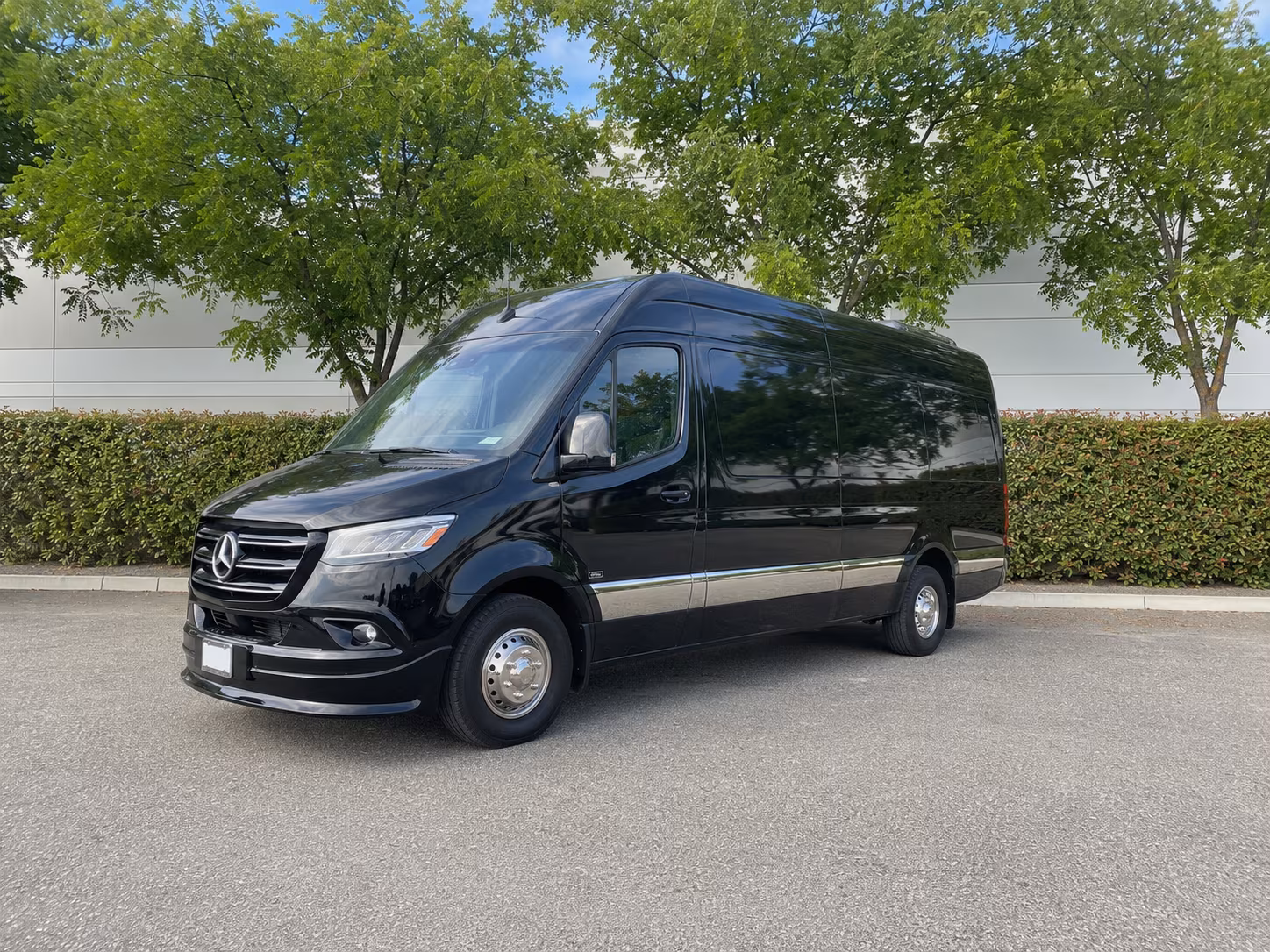boston 8 passenger sprinter van