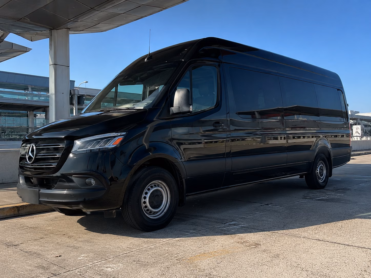 find the perfect transportation for your next corporate event 3